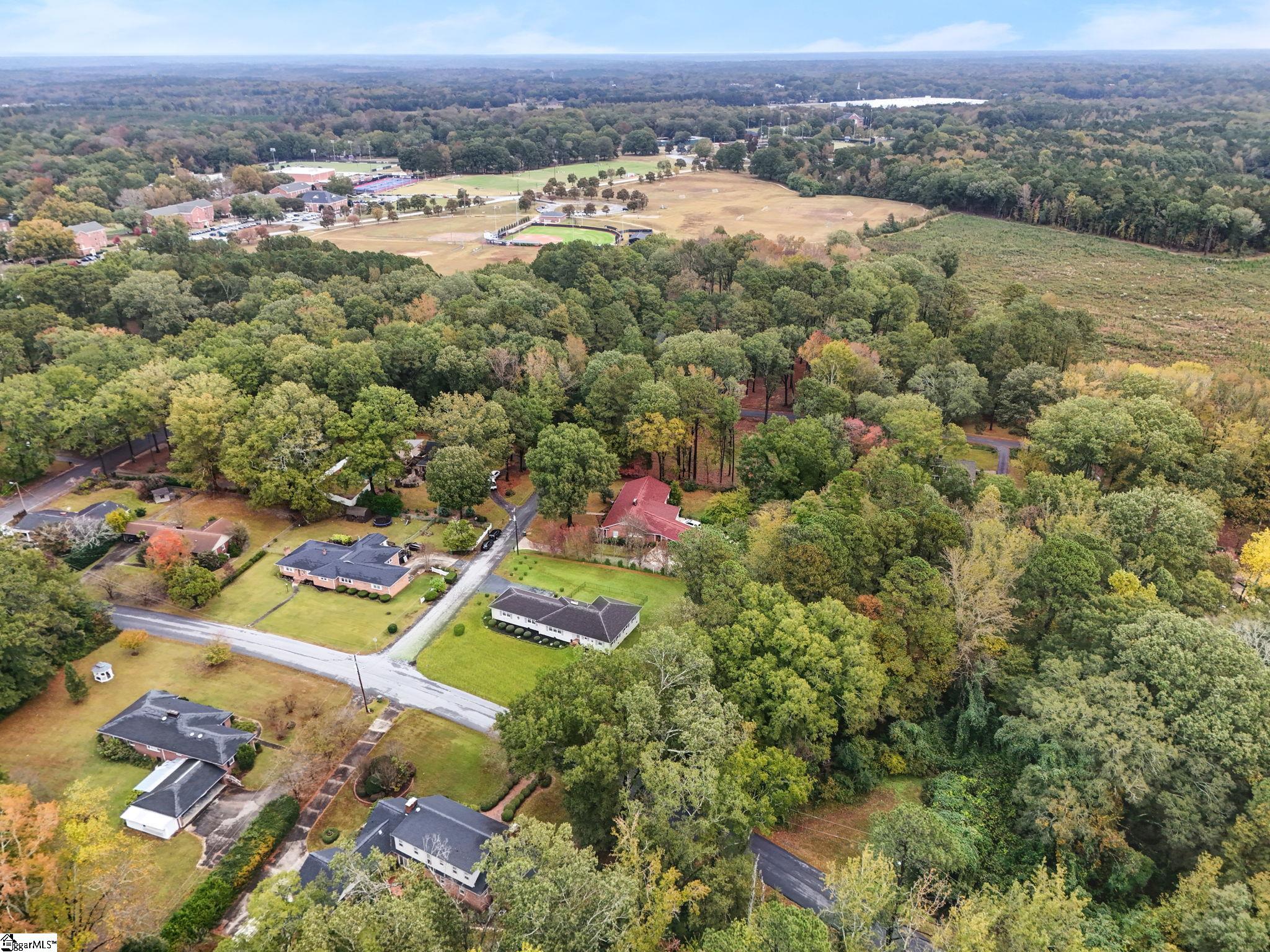 607 South Adair Street Clinton, SC 29325 - Photo 41 of 50