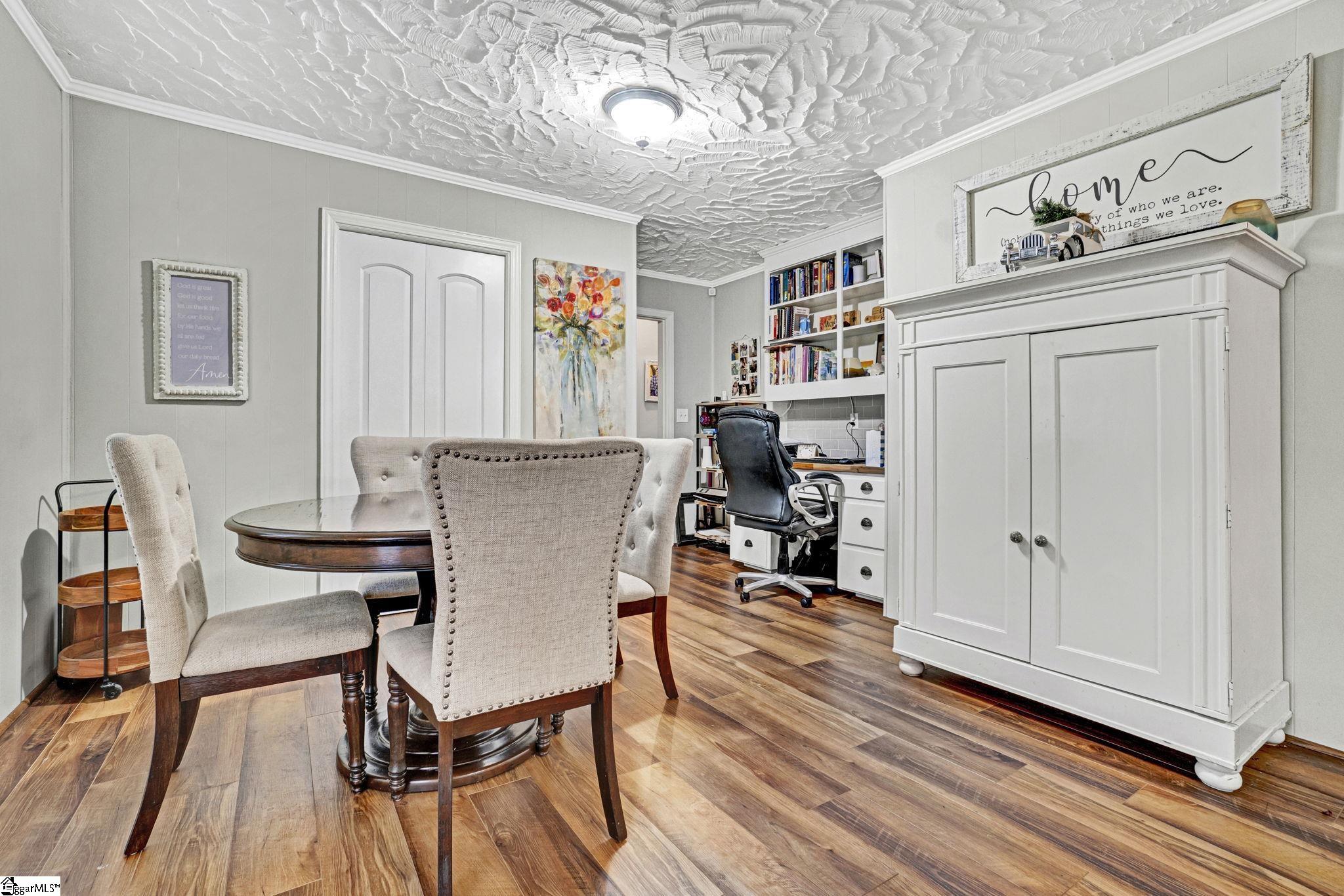 607 South Adair Street Clinton, SC 29325 - Photo 6 of 50