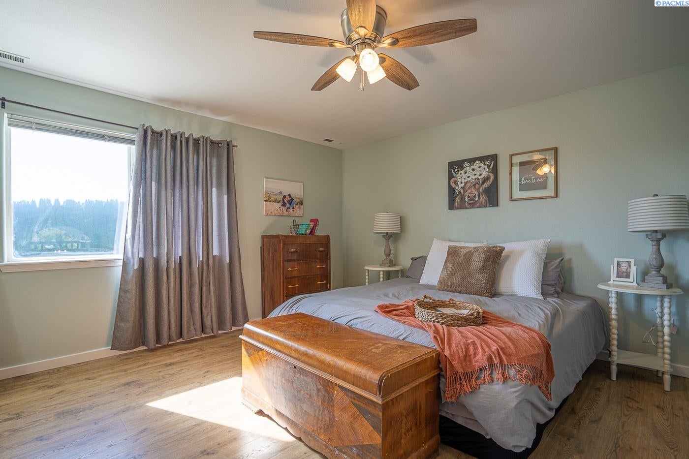 2725 Kyle Road Kennewick, WA 99338 - Photo 12 of 28 Gallery Image 12