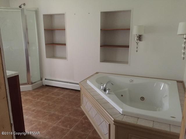 619 Cortez Road Lake Ariel, PA 18436 - Photo 7 of 13 image17