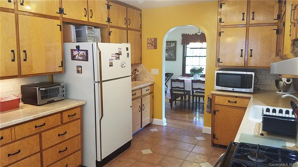 187 Beverly Road Asheville, NC 28805 - Photo 22 of 24 Gallery Image 22