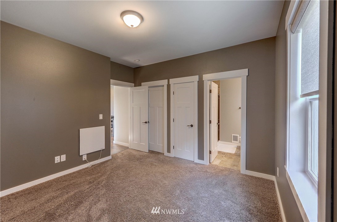 32275 East Rutherford Street Carnation, WA 98014 - Photo 11 of 25 Gallery Image 11
