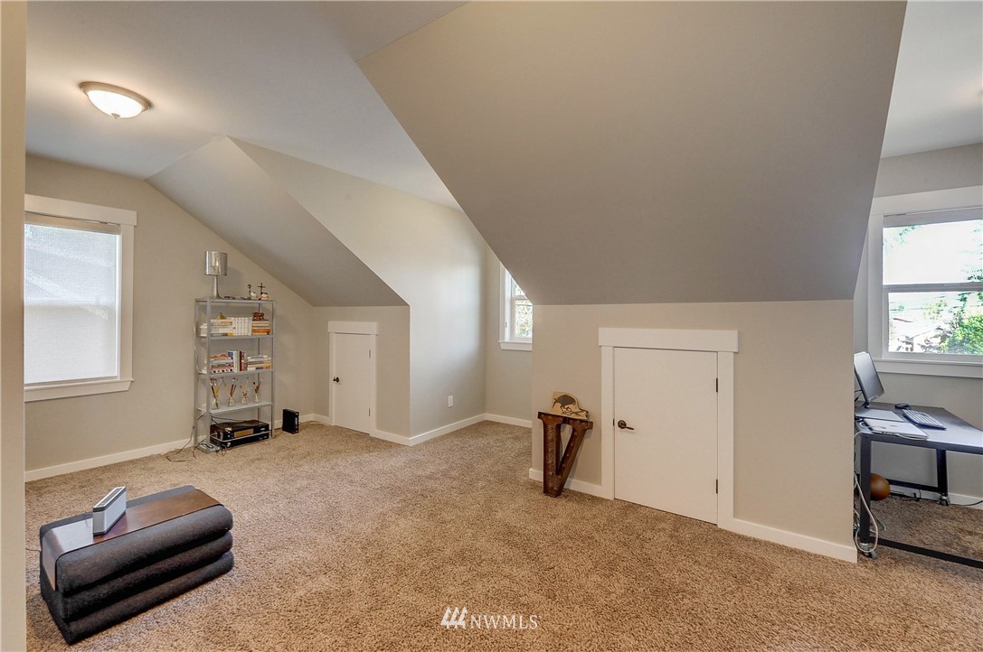 32275 East Rutherford Street Carnation, WA 98014 - Photo 17 of 25 Gallery Image 17