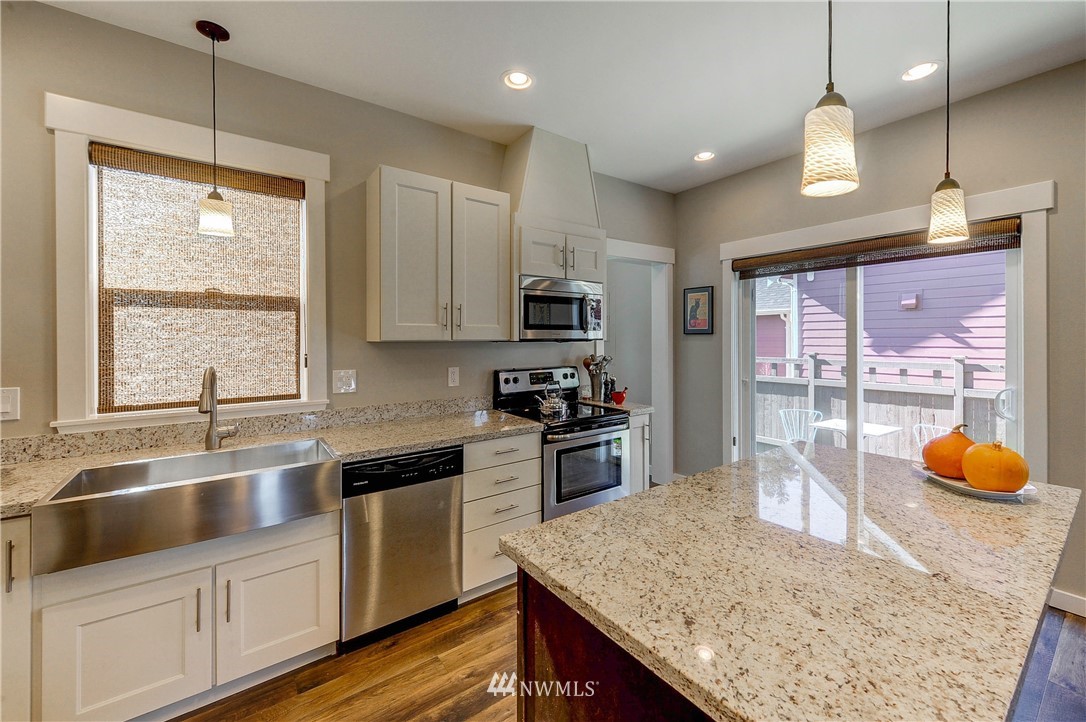 32275 East Rutherford Street Carnation, WA 98014 - Photo 9 of 25 Gallery Image 9