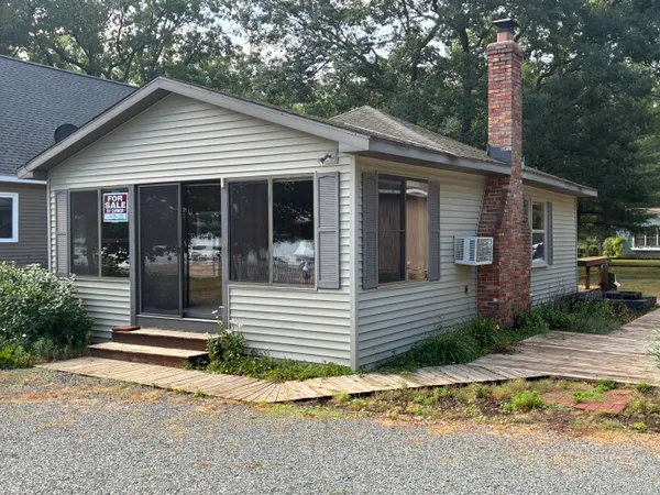 $134,900 | 8376 West Pine Grove Beach Drive, Baldwin, MI 49304