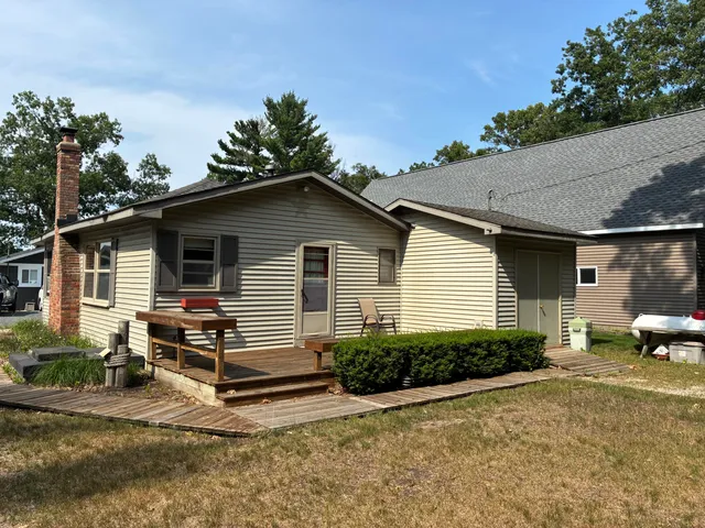 $159,900 | 8376 West Pine Grove Beach Drive, Baldwin, MI 49304