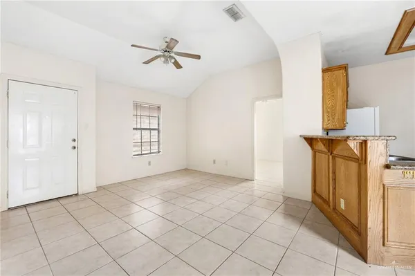 $900 | 1807 South Linden Street, Unit A, Pharr, TX 78577