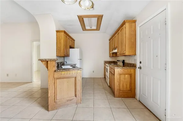 $900 | 1807 South Linden Street, Unit A, Pharr, TX 78577