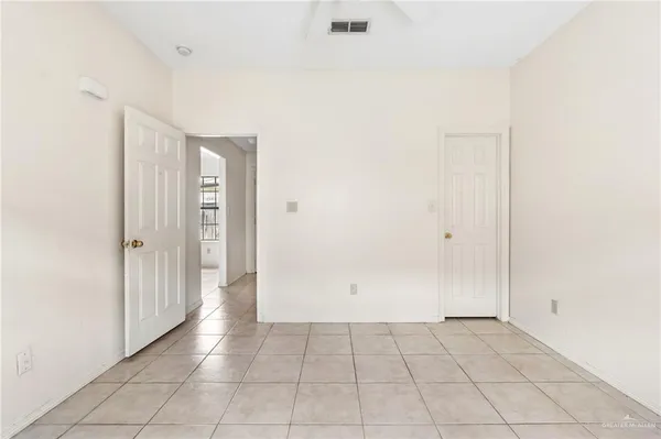 $900 | 1807 South Linden Street, Unit A, Pharr, TX 78577