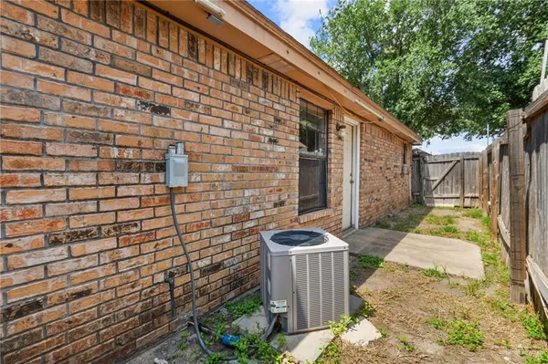$900 | 1807 South Linden Street, Unit A, Pharr, TX 78577
