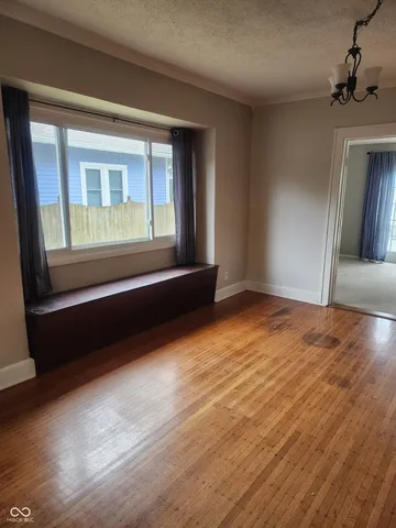 $1,795 | 5132 Carrollton Avenue, Indianapolis, IN 46205