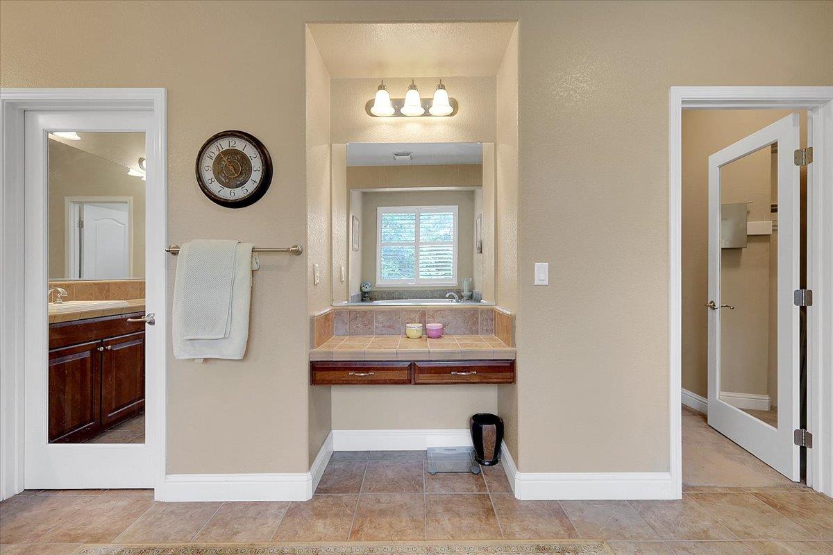 10022 Spring View Way Elk Grove, CA 95757 - Photo 45 of 54 Two walk-in closets