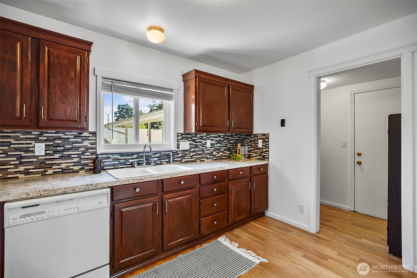 6609 Elliott Way Everett, WA 98203 - Photo 20 of 40