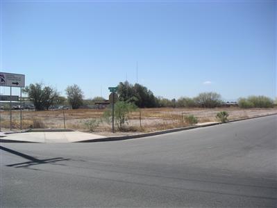 949 West Silverlake Road Tucson, AZ 85713 - Photo 1 of 5 Gallery Image 1