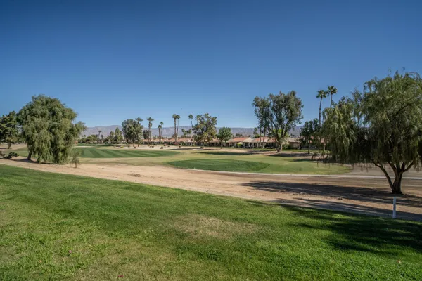 $450,000 | 40508 Bay Hill Way, Palm Desert, CA 92211