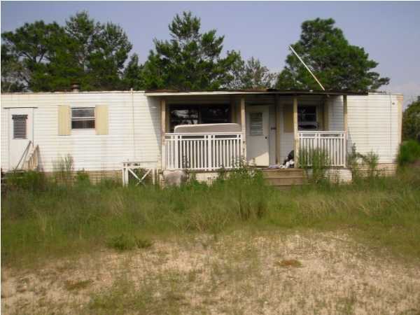 646 Girl Scout Road DeFuniak Springs, FL 32433 - Photo 3 of 25 Gallery Image 3