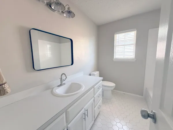 $279,950 | 5422 69th Street, Lubbock, TX 79424