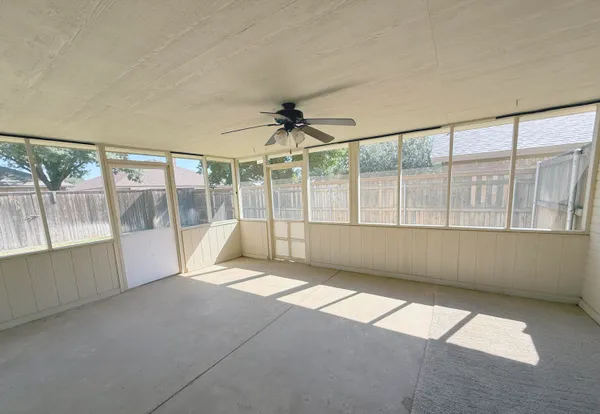 $279,950 | 5422 69th Street, Lubbock, TX 79424