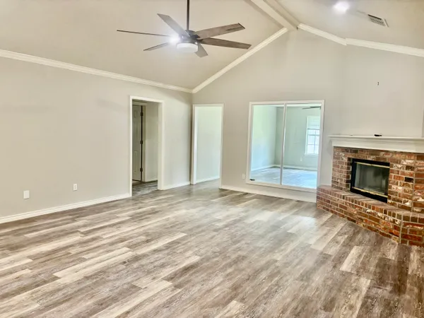 $279,950 | 5422 69th Street, Lubbock, TX 79424