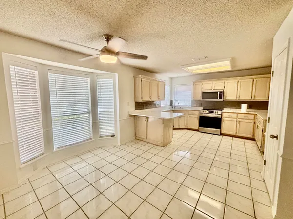 $279,950 | 5422 69th Street, Lubbock, TX 79424