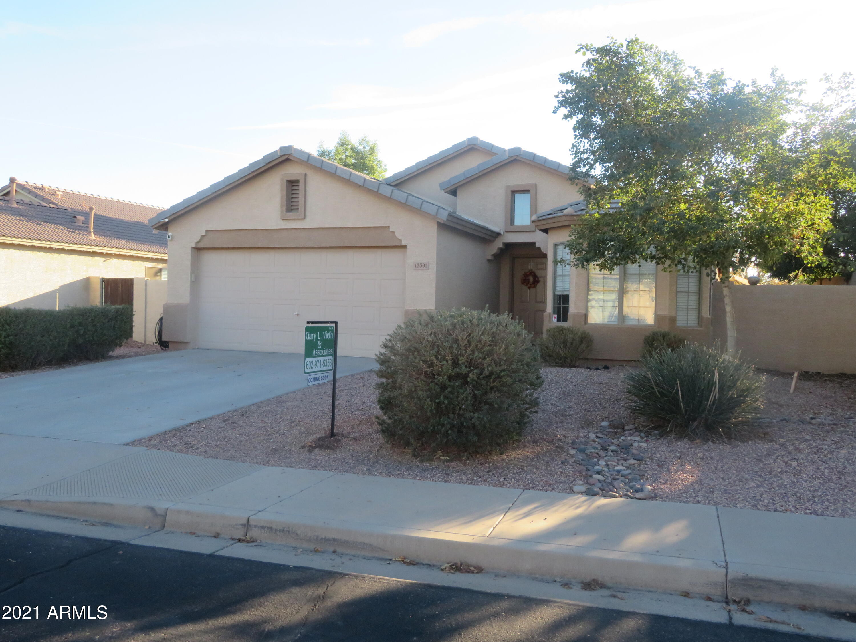 13391 West Redfield Road Surprise, AZ 85379 - Photo 1 of 21 IMG_2116