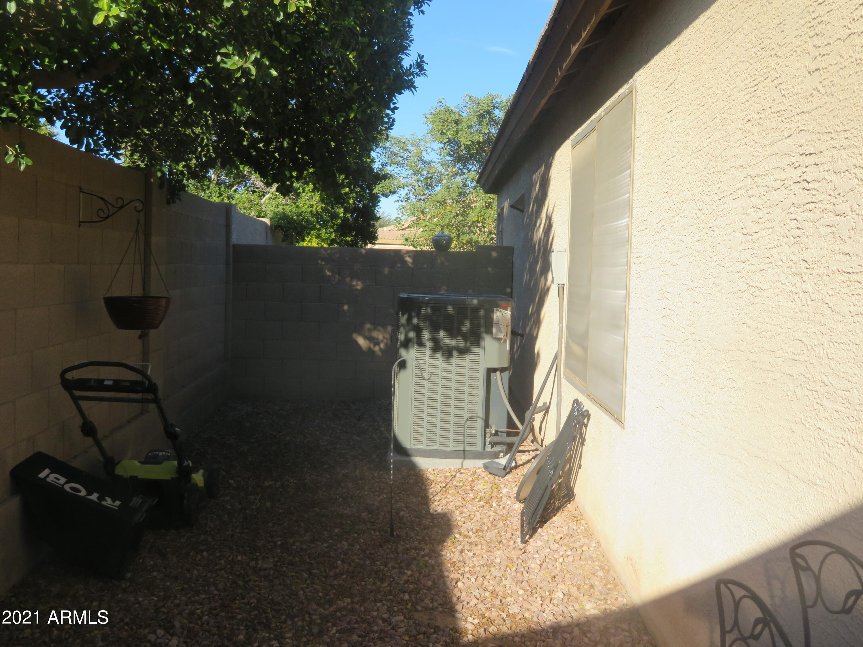13391 West Redfield Road Surprise, AZ 85379 - Photo 21 of 21 IMG_2084