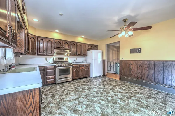 $4,150 | 4565 Madison Avenue, Trumbull, CT 06611