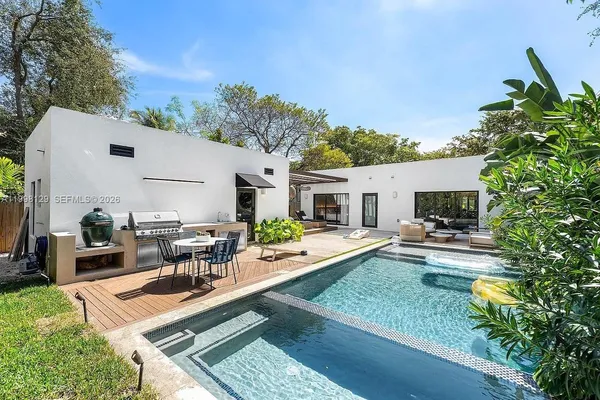 $11,900 | 445 Northeast 76th Street, Miami, FL 33138