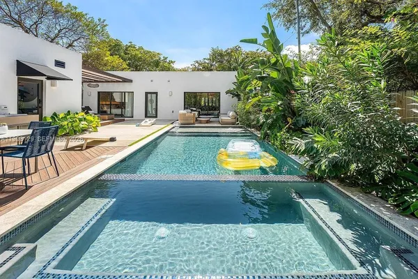 $11,900 | 445 Northeast 76th Street, Miami, FL 33138