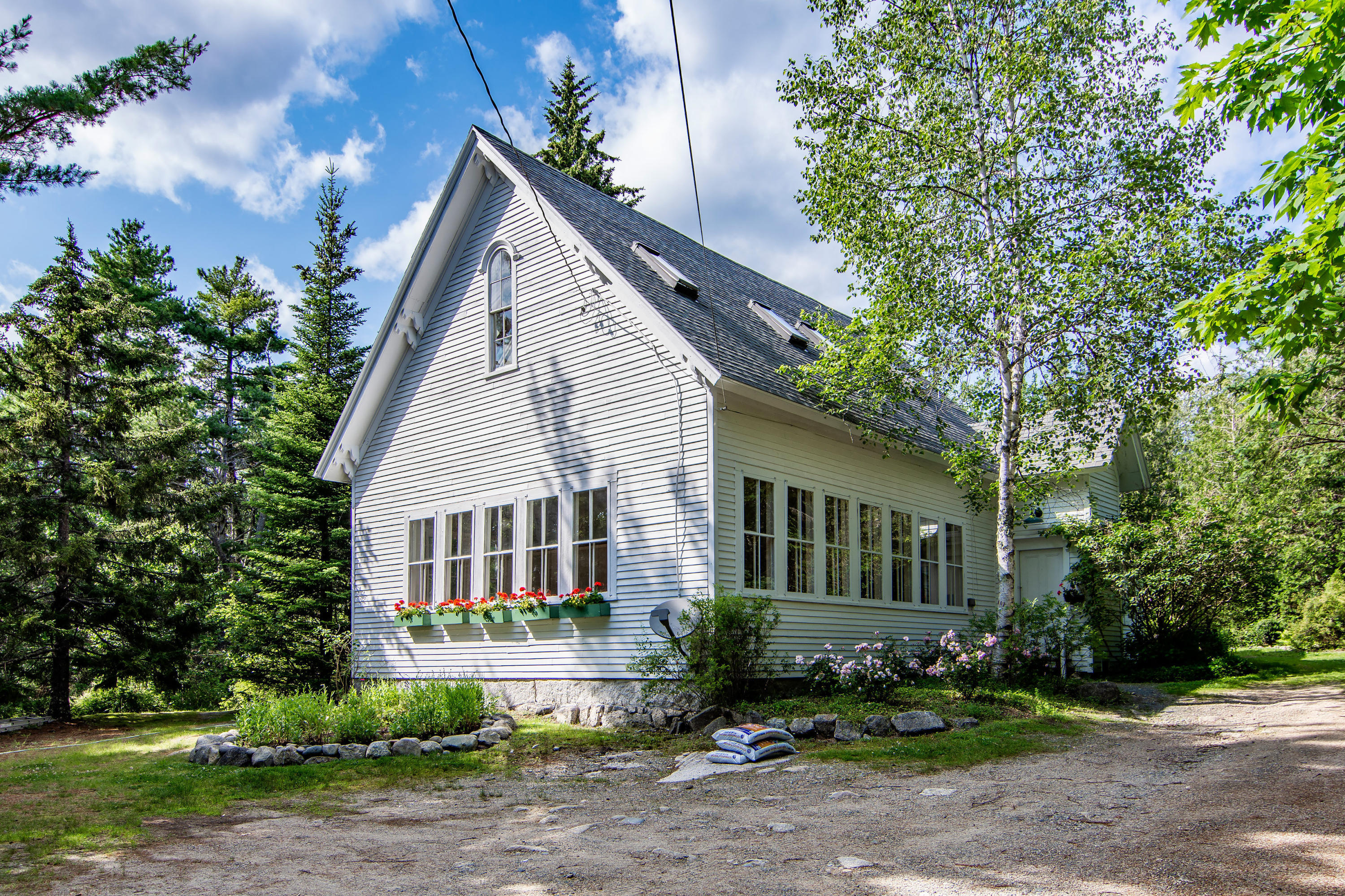41 Byards Point Road Sargentville, ME 04673 - Photo 1 of 39 41 Byards Point Road Sedgwick-print-001-