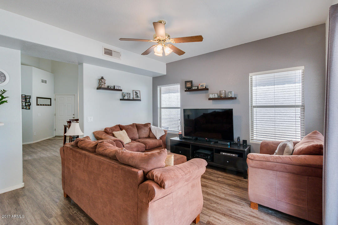 602 West Colt Road Chandler, AZ 85225 - Photo 6 of 32 07-Colt