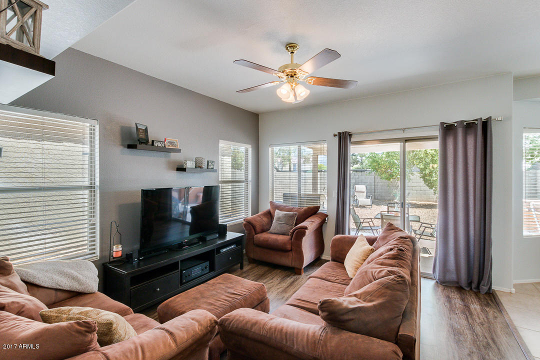 602 West Colt Road Chandler, AZ 85225 - Photo 8 of 32 09-Colt