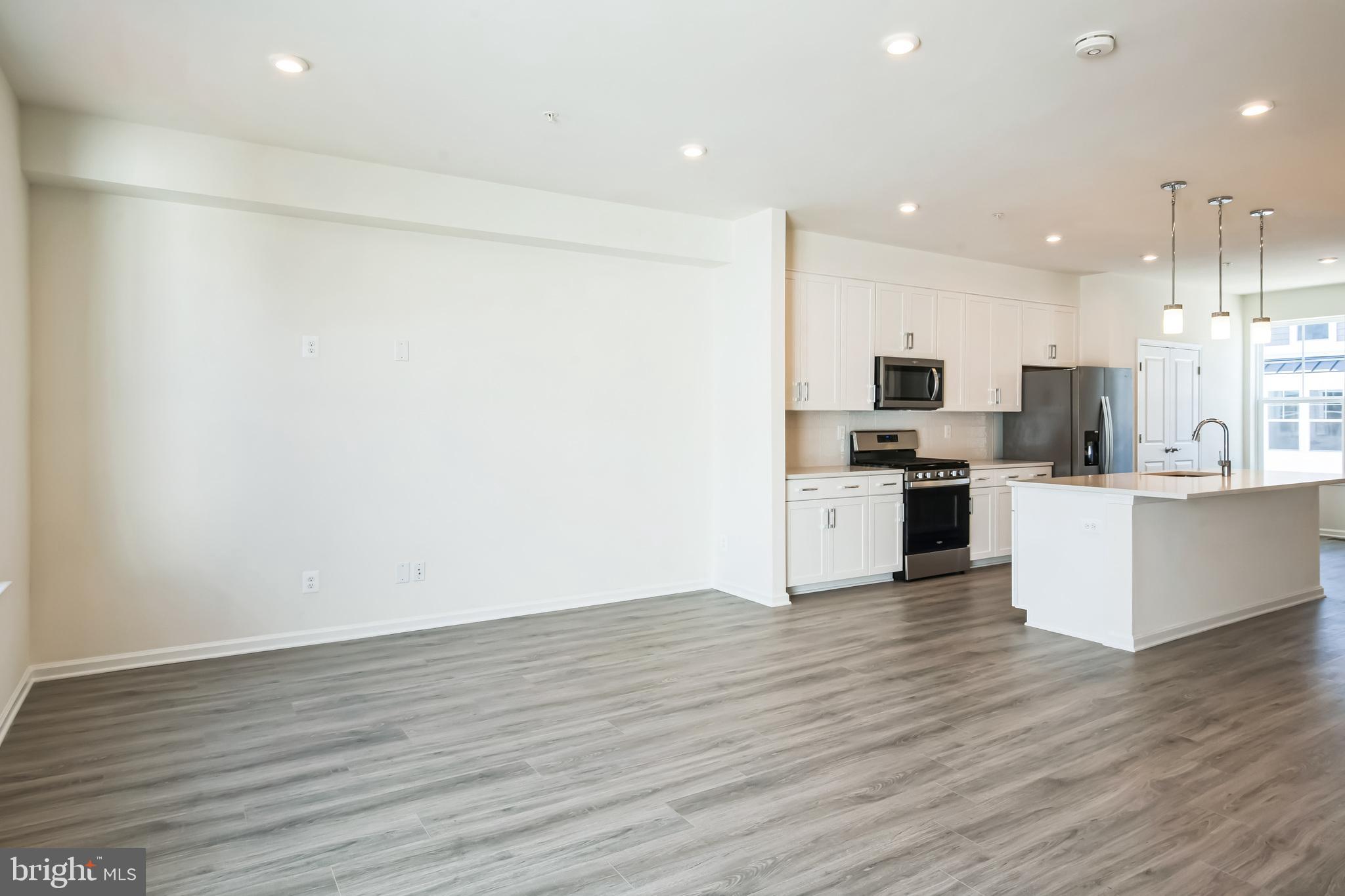 302 Riverside Drive Cambridge, MD 21613 - Photo 3 of 14 Gallery Image 3