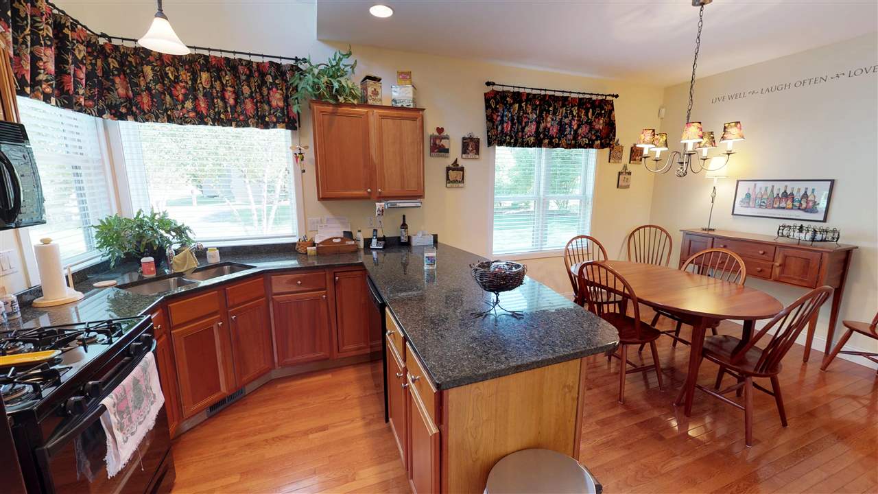 125 Catamount Road, Unit 9B Hartford, VT 05059 - Photo 13 of 37 Gallery Image 13