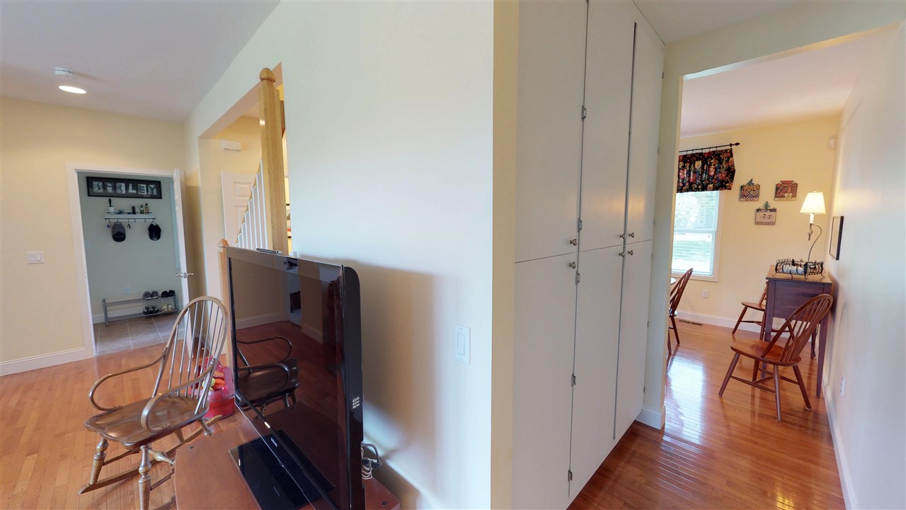 125 Catamount Road, Unit 9B Hartford, VT 05059 - Photo 8 of 37 Gallery Image 8