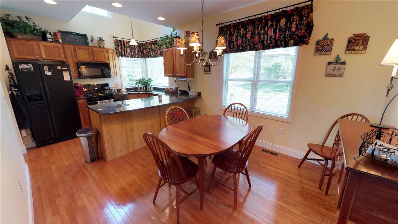 125 Catamount Road, Unit 9B Hartford, VT 05059 - Photo 9 of 37 Gallery Image 9