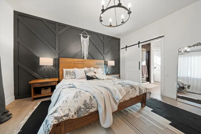 $769,999 | 916 East Farwell Road, Spokane, WA 99218