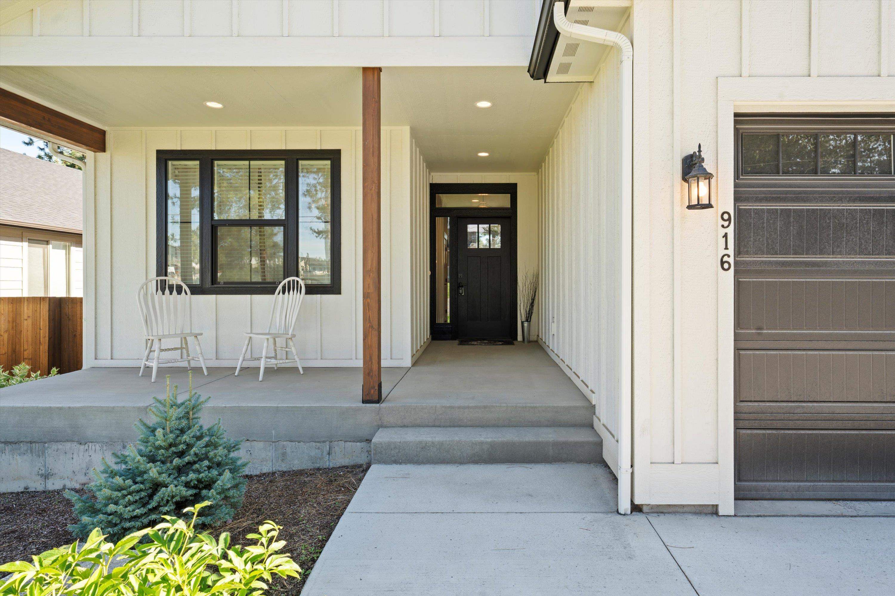 916 East Farwell Road Spokane, WA 99218 - Photo 2 of 50