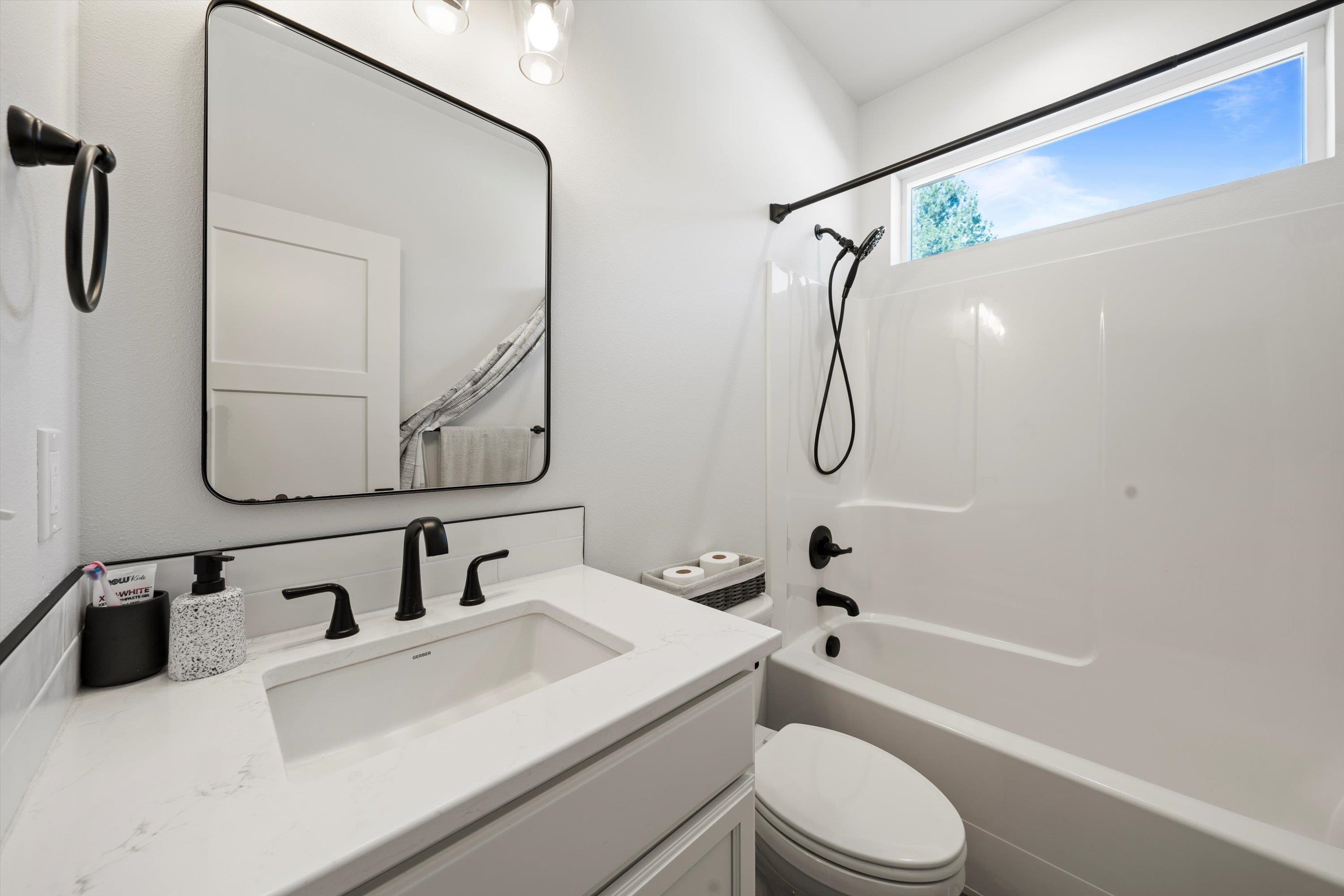 916 East Farwell Road Spokane, WA 99218 - Photo 29 of 50