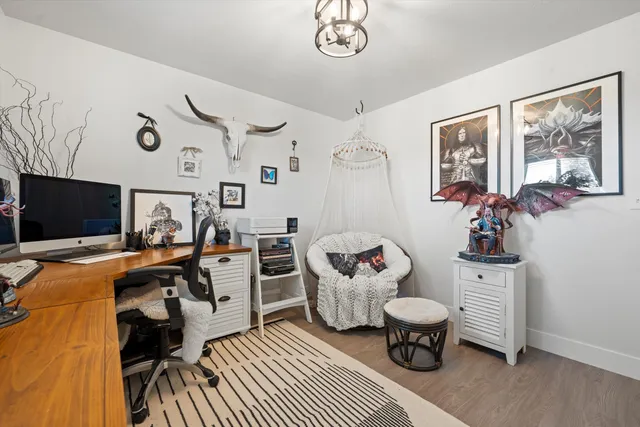 $769,999 | 916 East Farwell Road, Spokane, WA 99218