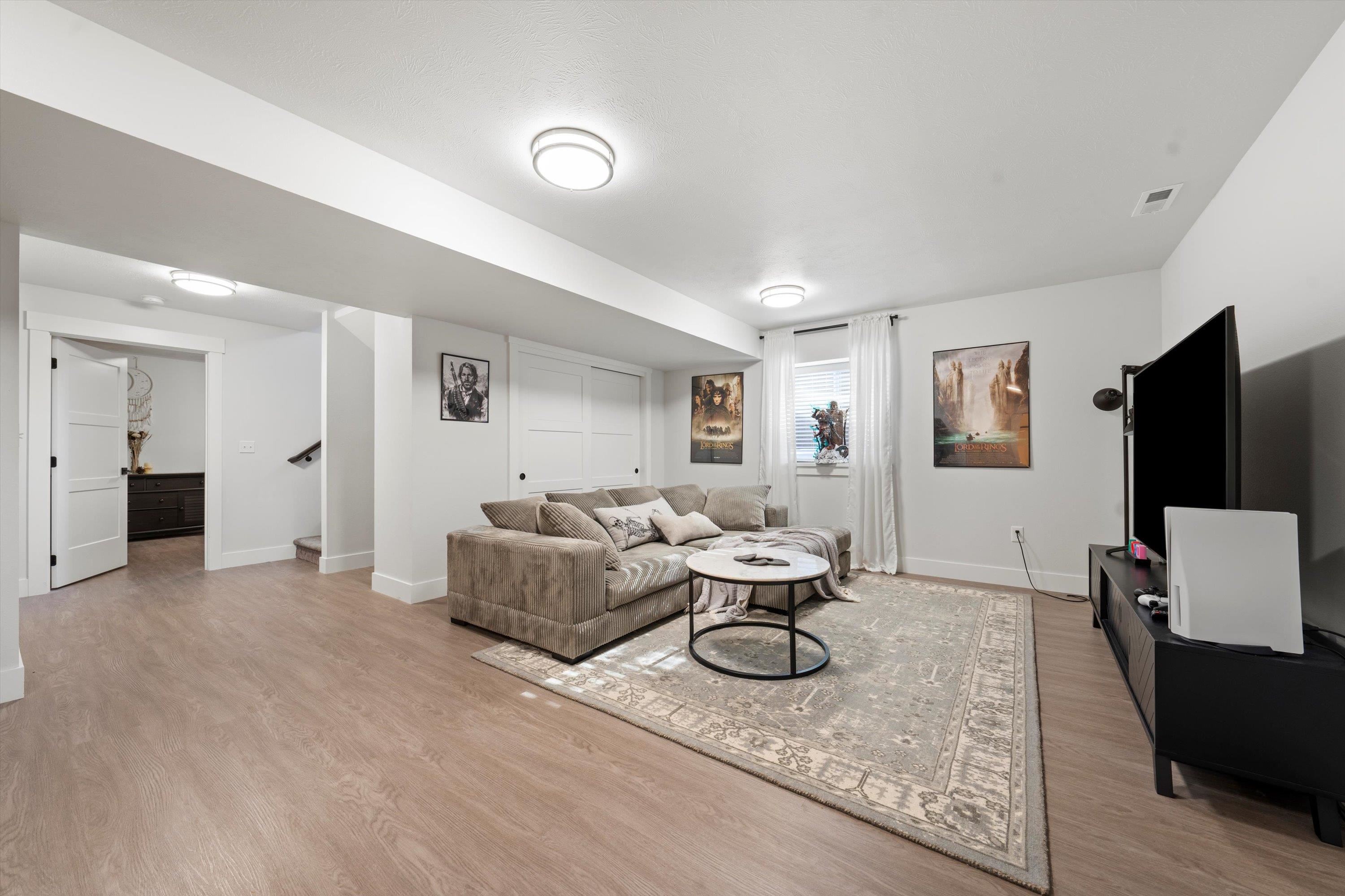 916 East Farwell Road Spokane, WA 99218 - Photo 39 of 50