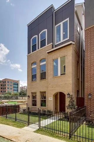 $3,499 | 1366 Branchwood Place, Dallas, TX 75215