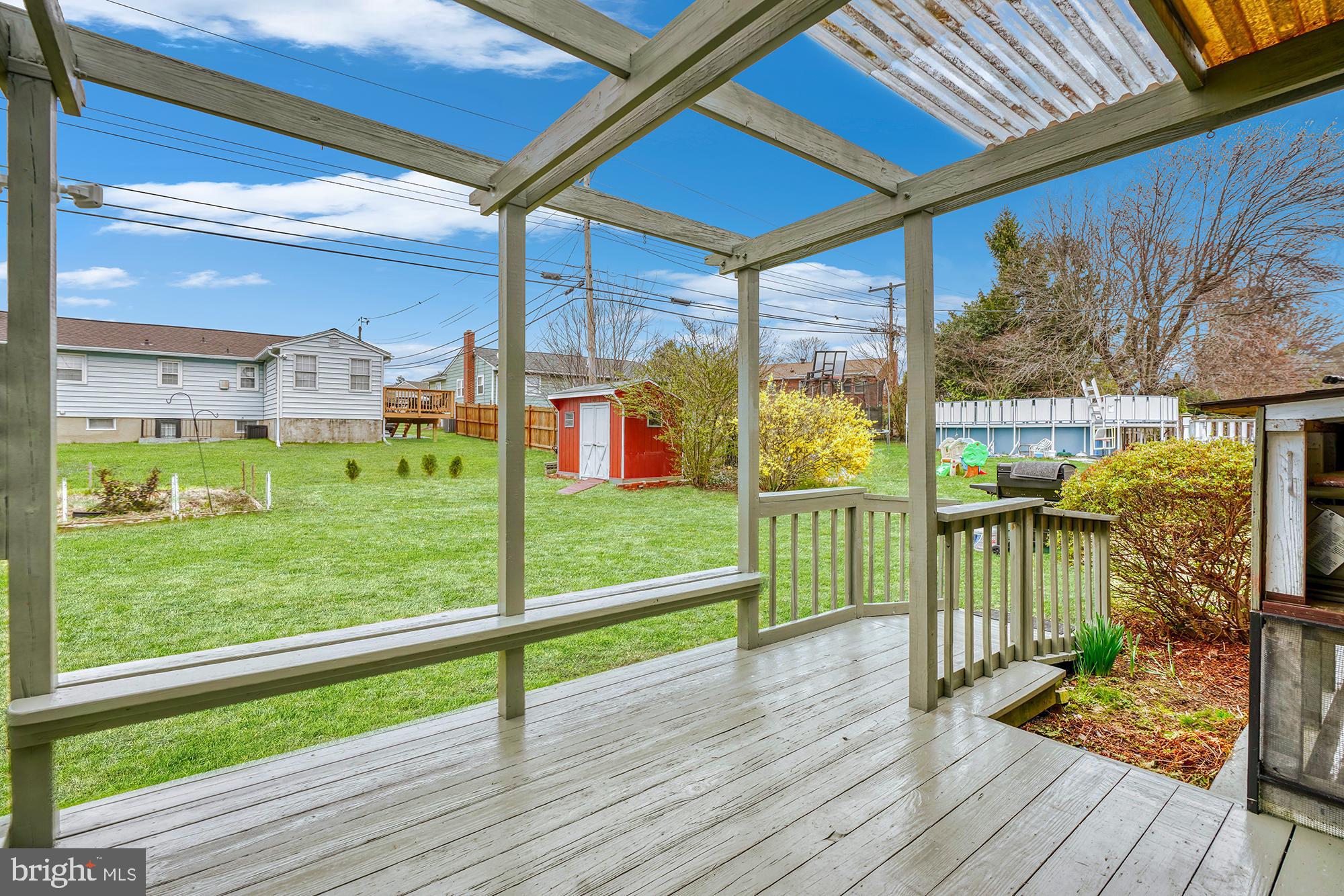 2448 Ellis Road Parkville, MD 21234 - Photo 16 of 40 Deck View