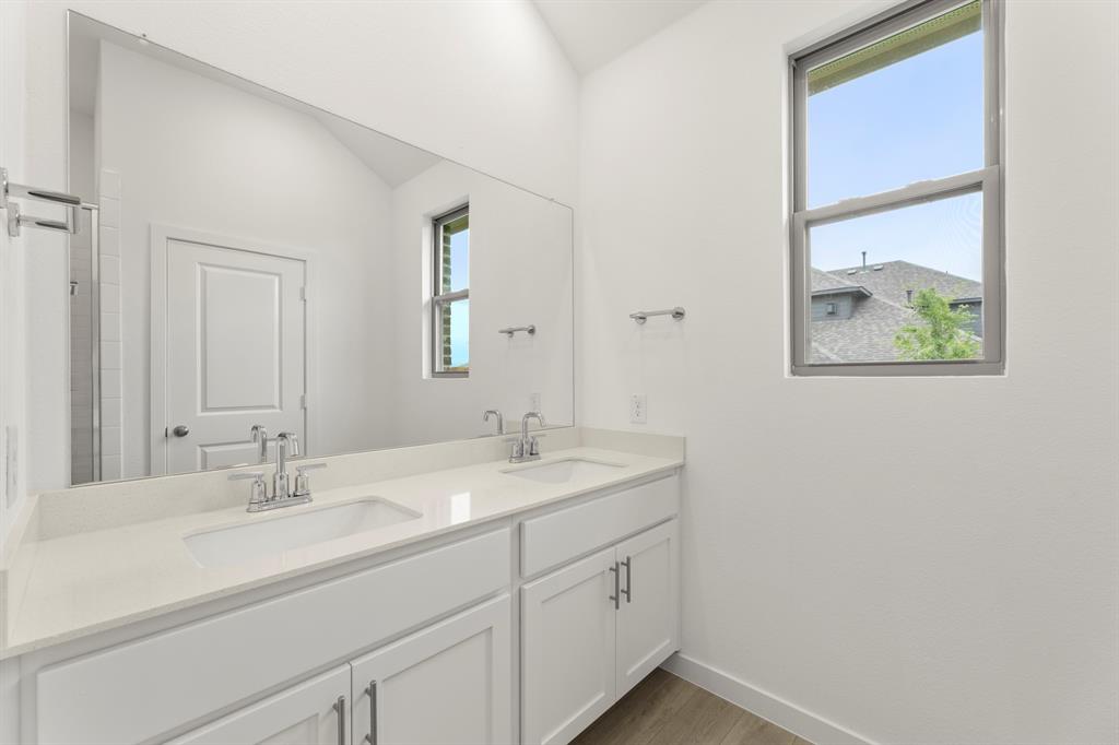 3304 Red Hl Road Celina, TX 75009 - Photo 21 of 29 20. 3304 Red Hill - Bath (2)