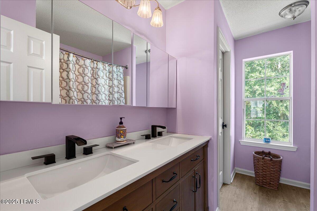 474 Live Oak Walk Bluffton, SC 29910 - Photo 19 of 25 20-Primary Bathroom