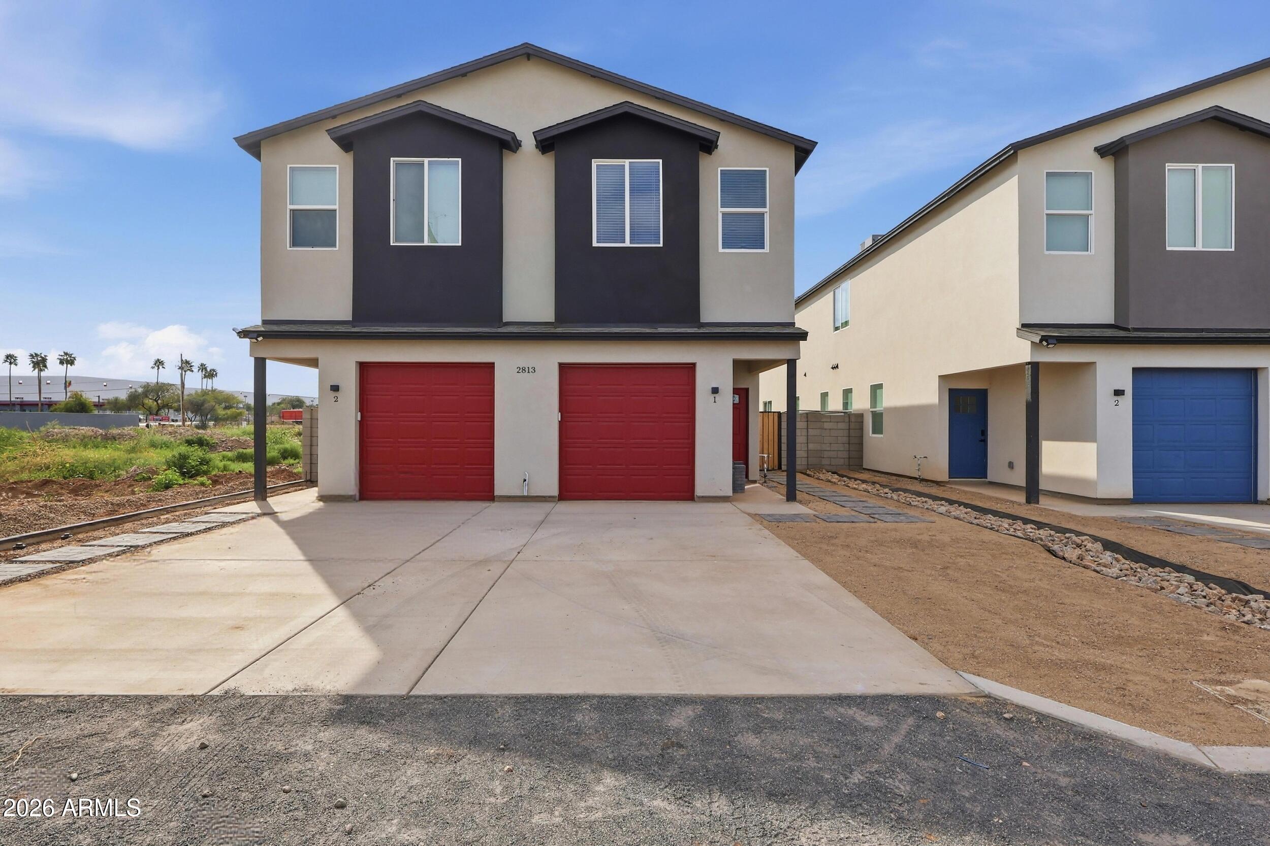 2813 East Trumbull Road, Unit 2 Phoenix, AZ 85040 - Photo 3 of 32 3_img_8580_autoremove_16079033