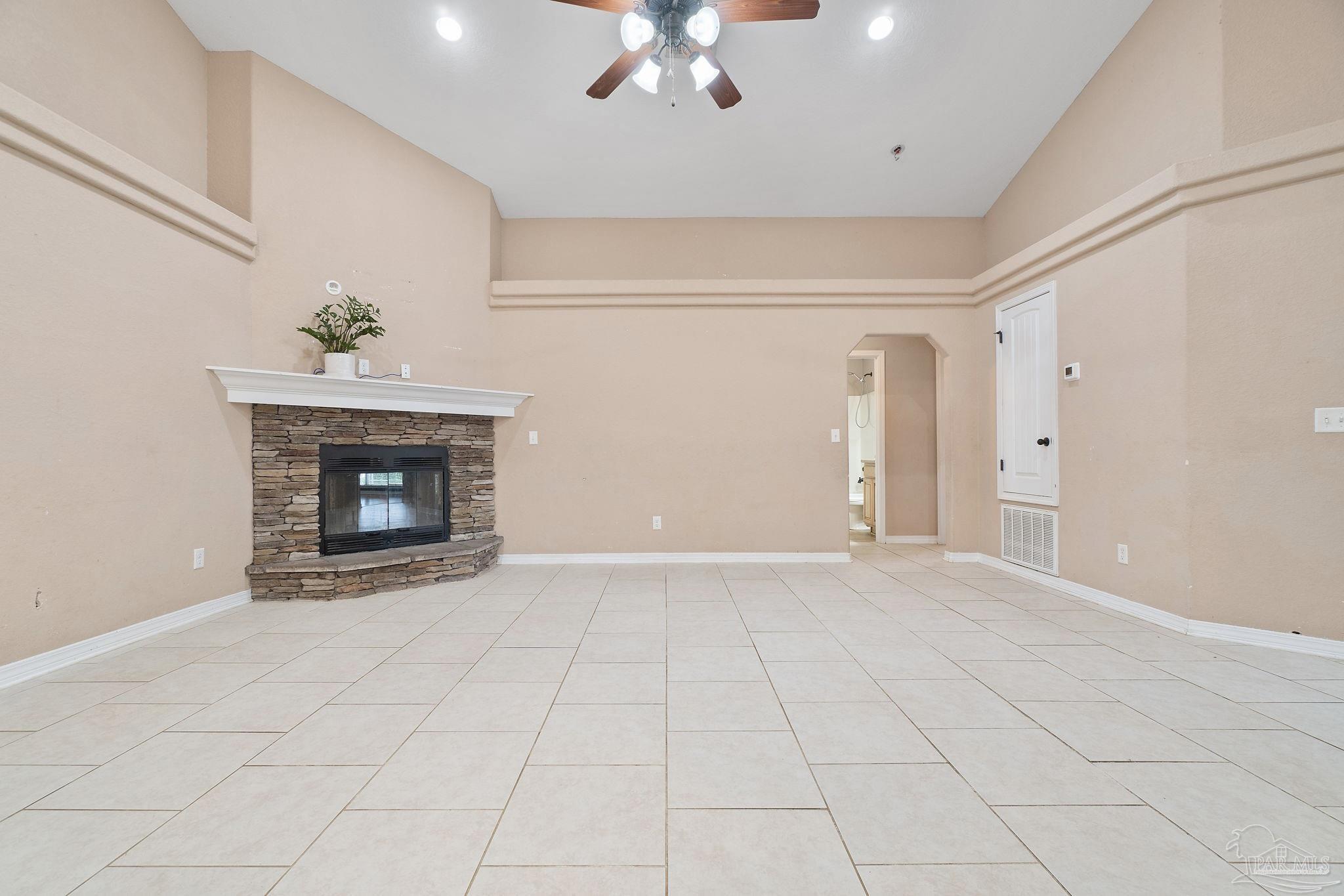 5940 Dunridge Drive Pace, FL 32571 - Photo 9 of 42