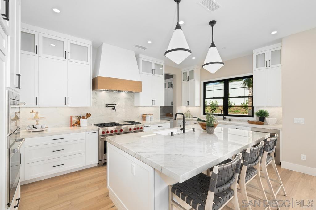 2916 Highland Drive Carlsbad, CA 92008 - Photo 12 of 37