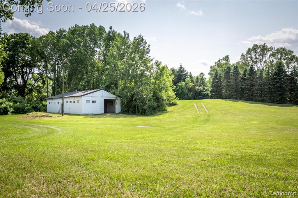 2218 Wixom Road Commerce Township, MI 48382 - Photo 76 of 87