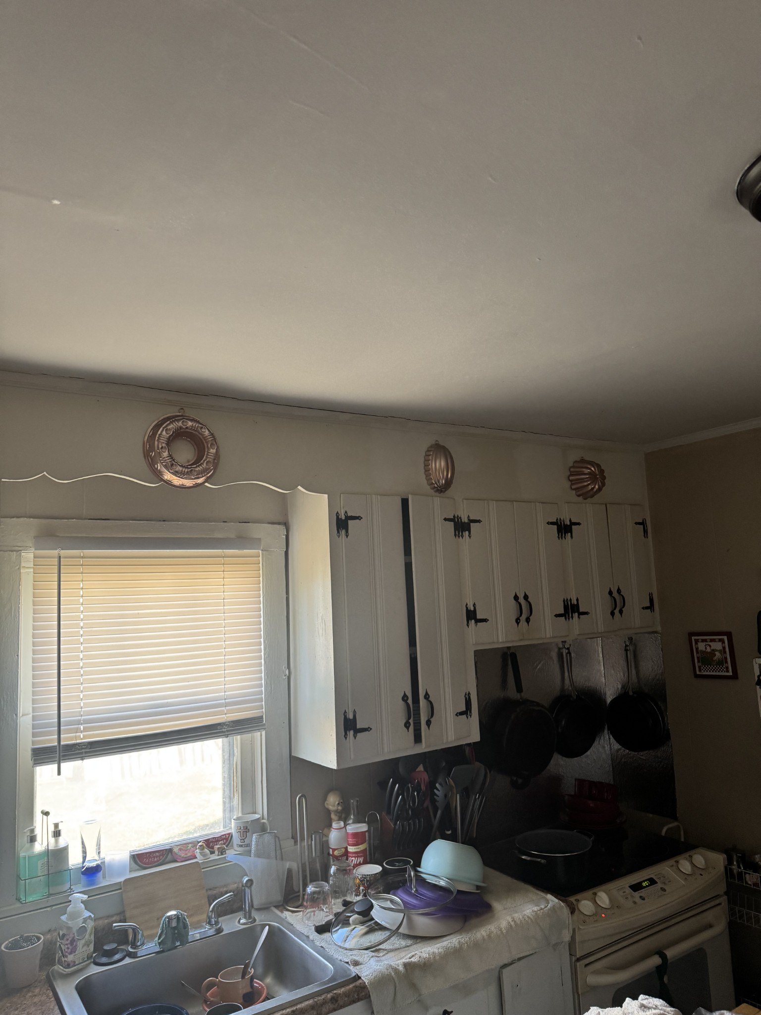 100 Indian Creek Road McEwen, TN 37101 - Photo 14 of 14 a living room with furniture and a large window